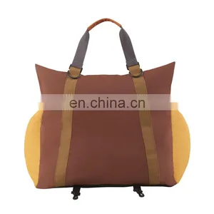 Luxury Dog Car Seat Portable Travel Dog Bed Multifunctional Pet Car Seat Bed With Handle thumbnail-5