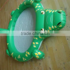 Inflatable Crocodile Spray Pool thumbnail-1