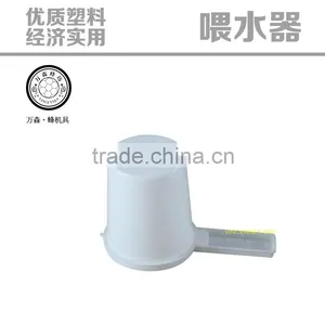 500ml Plastic Bee Feeder Beekeeping Equipment,Bee Hive Entrance Feeder 500ML Contain thumbnail-1