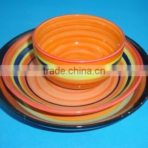 Round Hand Painted Porcelain Dinner Set, Wholesale Fine Porcelain Dinner Set thumbnail-1