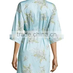Wholesale Cheap Sexy Light Blue Elegant Short Women Warm Printed Woven High Density Cotton Robe thumbnail-2