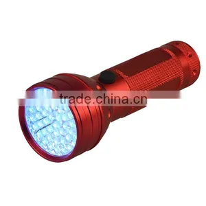 51 LED UV Light Bulb Flashlight 395nm Wavelength For Pet Urine Money Detector 51 395 UV With 3AAA Battery OEM ODM thumbnail-2