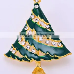 Green Christmas Tree With Gold Pattern Star Brooch thumbnail-2
