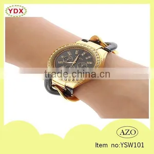 Fashion Diamond Decoration Alloy Geneva Watches for Ladies thumbnail-3