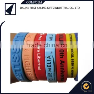 Silicone Clapped Her Hands Ring Bracelet thumbnail-3