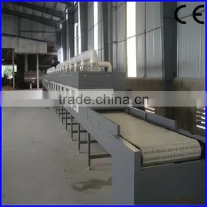 Full Automatic Egg Tray Conveyor Belt Microwave Dryer Machine thumbnail-3