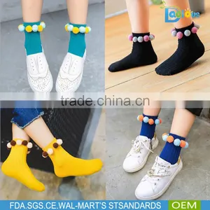 Fashion High Quality Wholesale Baby Cotton Socks Circle Ball Decoration Kids Socks thumbnail-1