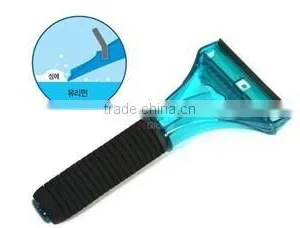 Ice Scraper Glove thumbnail-2
