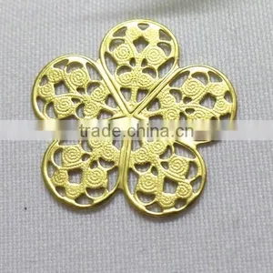 Religious Jewelry Finding Brass Flower Cross Jewelry Accessories Hollow Out Metal Cross Garment Accessories thumbnail-6