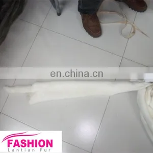 Excellent White Mink Fur Pelts thumbnail-4
