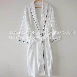 Professional High Quality White Waffle Bathrobe for Hotel thumbnail-2