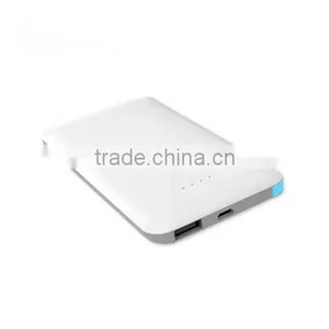 8000mah Power Bank With Built-in Cable thumbnail-4