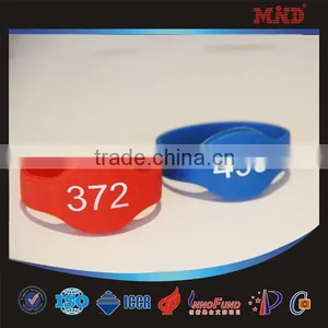 MDW71 Discount Silicone Anti-high Tempreture Passive Rfid Wristband 13.56mhz thumbnail-1