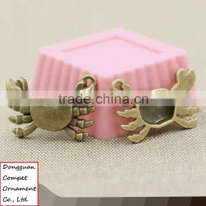 Wholesale Zinc Alloy Jewelry Crab Pendant thumbnail-1