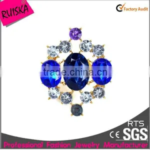 2015 Latest Arrival Fashionable Design Crystal Shine Brooch thumbnail-1