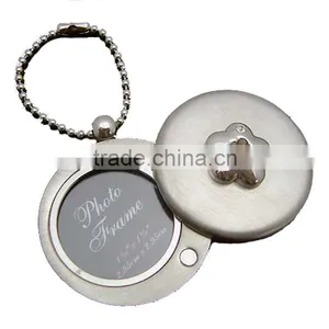 Fashion Metal Round Photo Frame Key Chain thumbnail-1