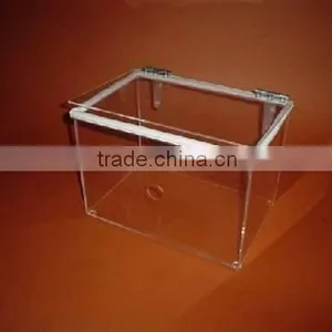 Clear Large Acrylic Cube thumbnail-1