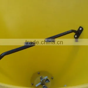 Good Quality Fertilizer Spreader Pto Drive Fertilizer Spreade thumbnail-3