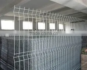 Powder Coated Welded Metal Security Safety Mesh Fence thumbnail-5