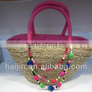 Popular Beach Seagrass Handmade Lady Hand Bag With Decoration thumbnail-1
