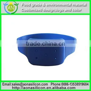 Ultrasonic Pest Repeller Bracelet thumbnail-1