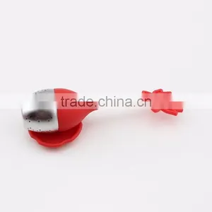 Nice Design Mini Silicone Flower Tea Infuser in Red thumbnail-5