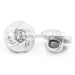 Wholesale With Rhinestone 11mm Flower Single Hole Acrylic Rhinestone Button thumbnail-1