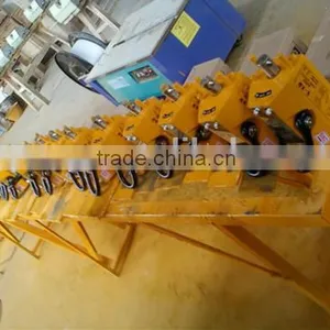 Magnetic Brick Lifter thumbnail-2