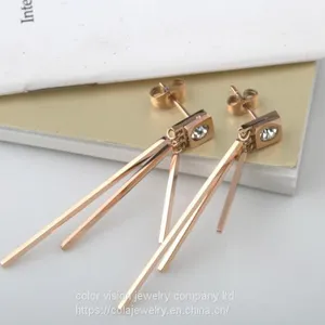Queen′s Jewellery Fashion Stainless Steel Letter Square Tassel Long Earrings Rose Gold Earring thumbnail-4