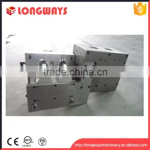 Plastic Bottle Blowing Mould thumbnail-2