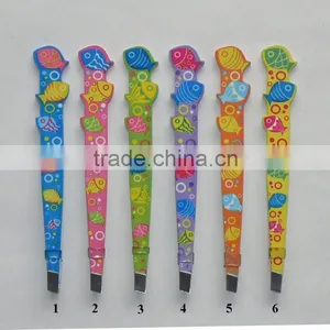 Cosmetic Tweezers With Fish Printing thumbnail-1