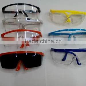 Wokers Safety Glasess thumbnail-1