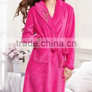 100% Polyester Girl's Fleece Bathrobe With Embroidery thumbnail-1