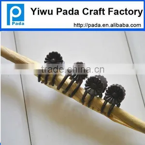 Green Daisy Stem Clip thumbnail-1