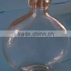 750ml Glass Wine Bottle thumbnail-1