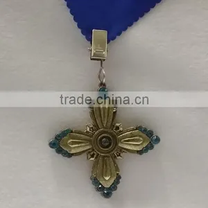 Bronze Metal Alloy Tablecloth Weight Clip thumbnail-1