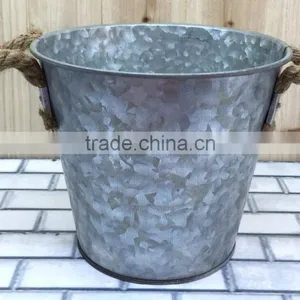 Wholesale Village Style Iron Art/wrought Iron Flower Pot thumbnail-2