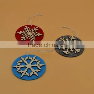 Cut Christmas Wood Key Chain thumbnail-1