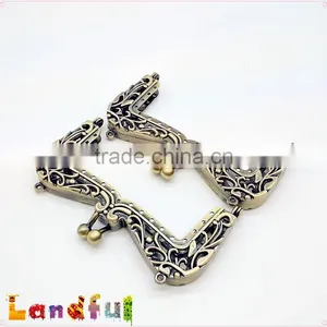10.5cm M Shape Antique Bronze Handmade Kiss Lock Handbag Clutch Frame thumbnail-1