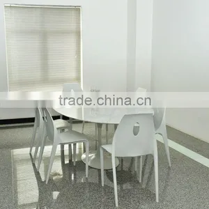 Practical Plastic Chaire thumbnail-1