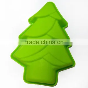China Supplier Hot Sale Food Grade Christmas Tree Shaped Silicone Baking Cake Moulds thumbnail-1