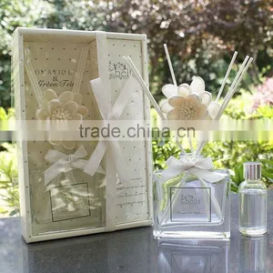 Aroma Reed Diffuser With Sola Flower thumbnail-1