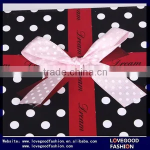 Box Rose Flower Shape Towel Cake/Wedding Cake Towels Sets thumbnail-1