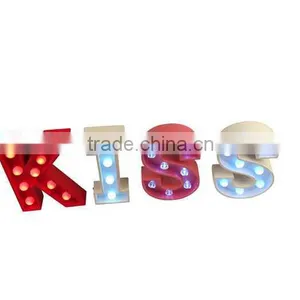 Fashion and Popular Letter Shape Light Marquee Letter Light Battery Letter Light thumbnail-4