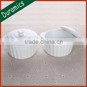 White Porcelain Ramekins With Lid thumbnail-1