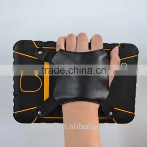 Hot Sale Rugged Tablet PC With NFC Fngerprint Reader 2D Barcode Scanner 2+16GB 2+8MP thumbnail-1