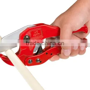 PVC Pipe Cutter thumbnail-2
