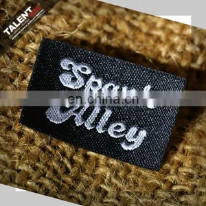 Custom Private Brand Casual Fashion Garment Woven Label thumbnail-2