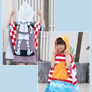 Cartoon Printed Hooded Bath Towel thumbnail-3