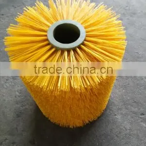 Hot Sale High Quality PP Bristle Cylinderical Cow Body Cleaning Brush thumbnail-2